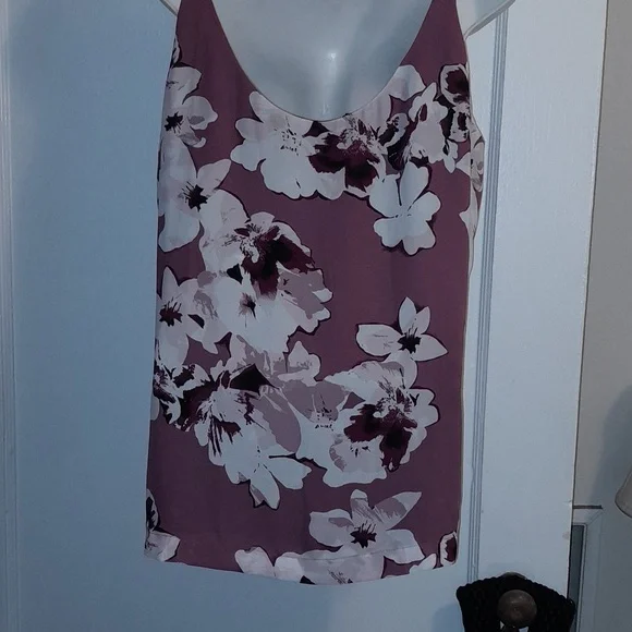 WHBM reversible tank top size small - Picture 2 of 8